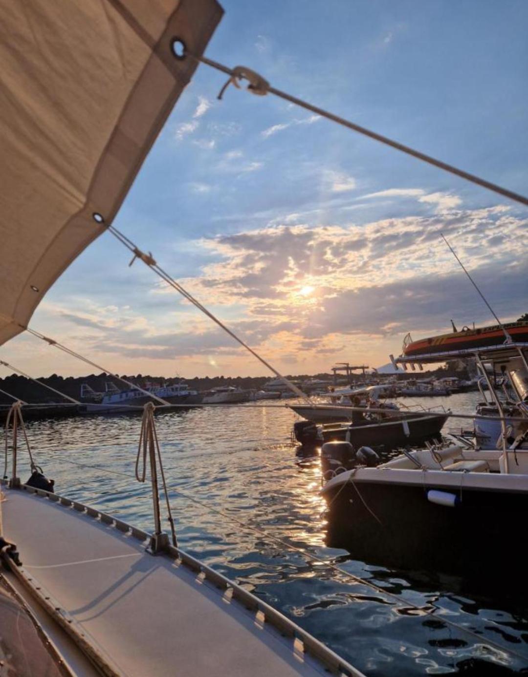 Dormire In Barca A Vela Маратеа Екстериор снимка